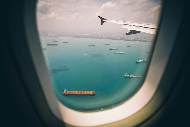 Luftfracht Blick aus Flugzeug